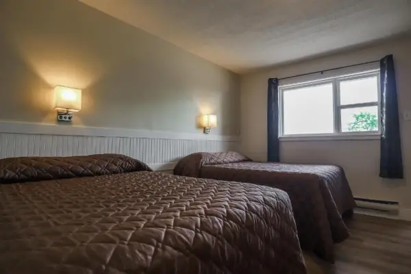 Atlantic Motel 10